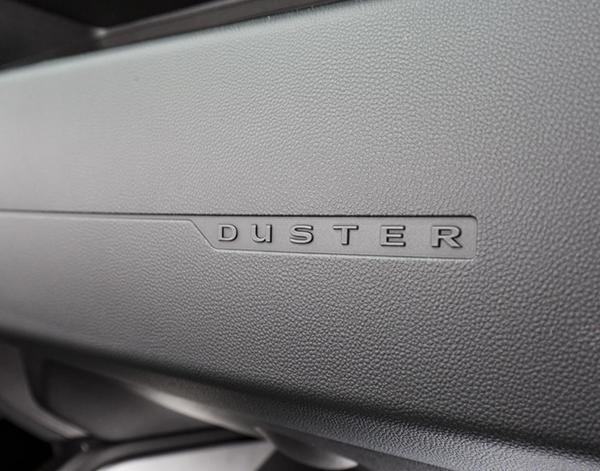 Duster-Interieur-Armatur