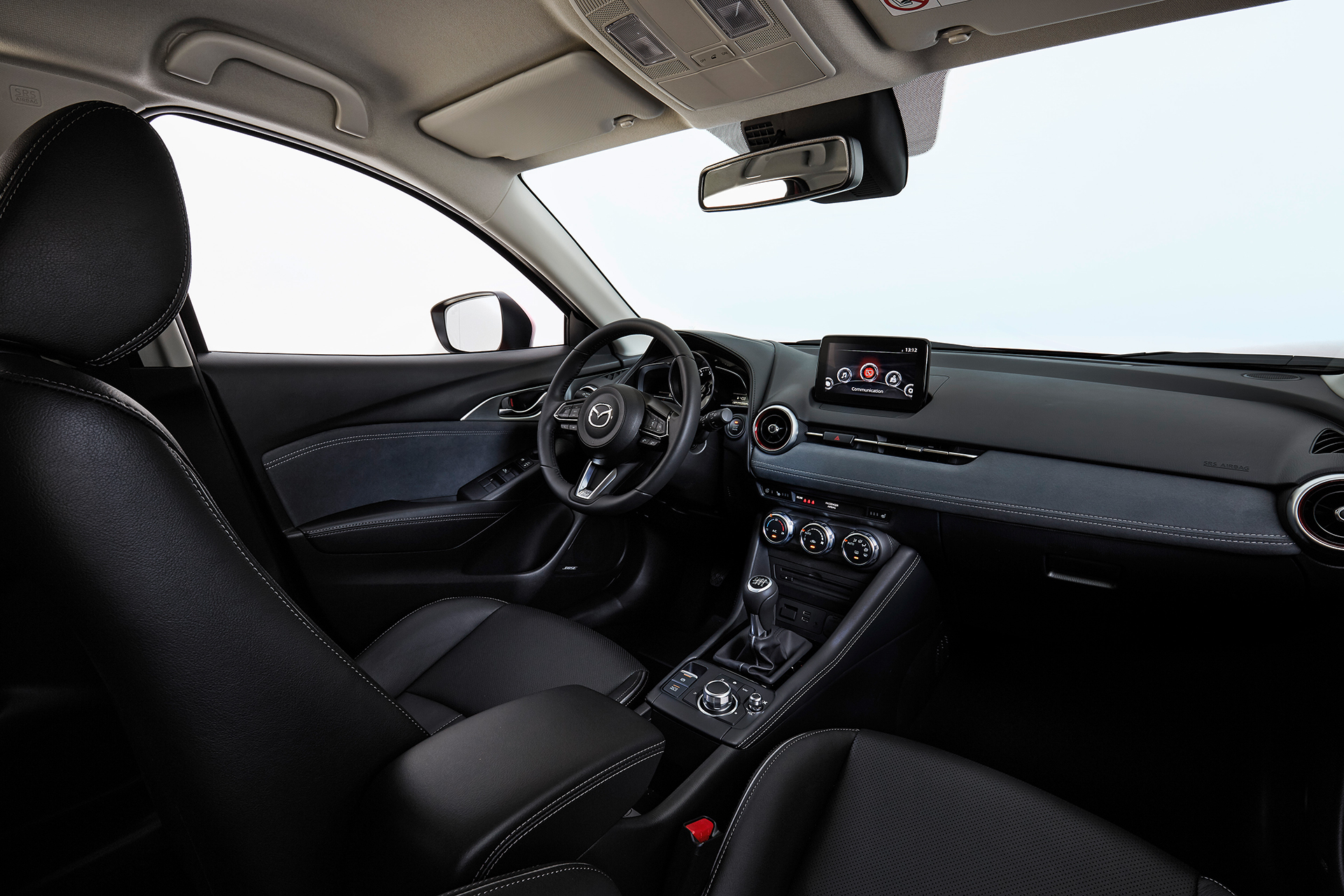 04_2018_MAZDA_CX-3_INTERIOR_BLACK_LEATHER