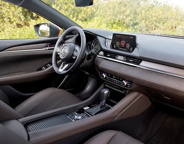 Mazda-6-Interieur-Cockpit