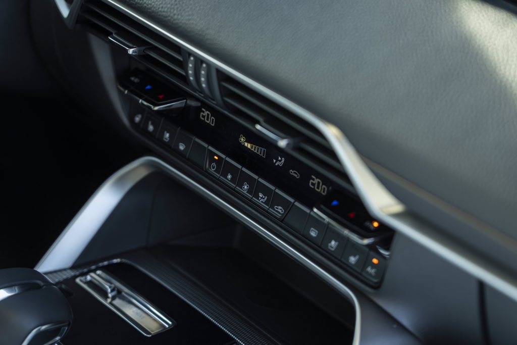 2022_mazda_cx-60_portugal_src_int_016_lowres