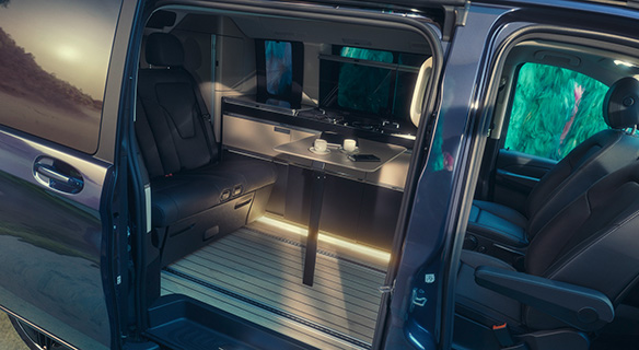 2023_MB_Vans_GO_Marco_Polo_Lifestyle_Sideshot_9_conversion1
