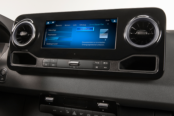 Sprinter-Kastenwagen-Interieur-Multimedia-Bedienelemente-Mercedes-Benz