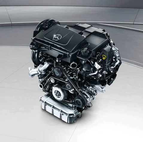 Mercedes-Benz-Vito-Tourer-Motor-Antrieb
