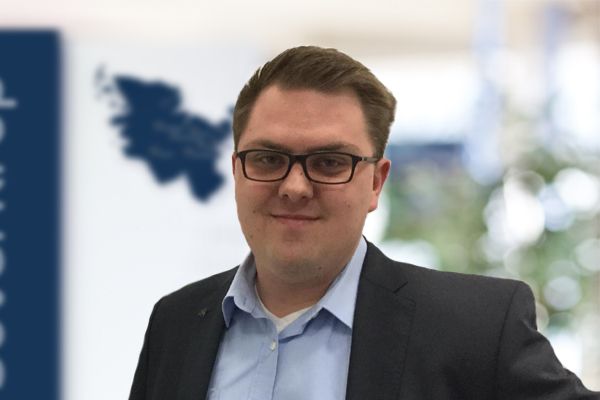 Robin Grünau