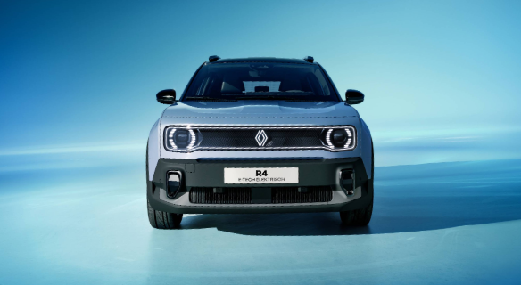 Renault 4-3-Renault